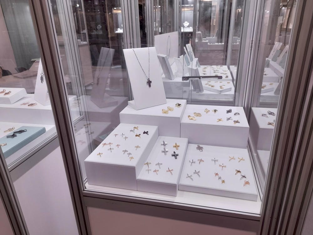 Έκθεση Σταύροι 2024